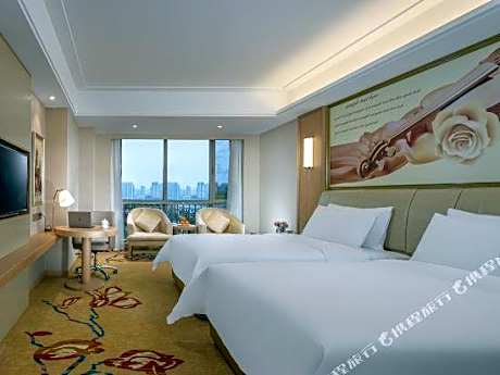Vienna International Hotel (Hohhot East High-speed Railway Station)
