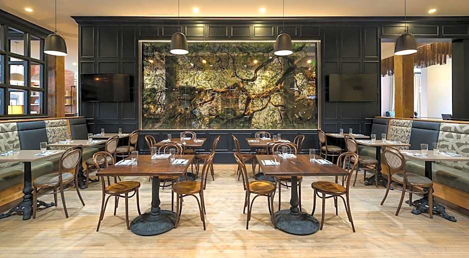 Hotel Indigo Savannah Historic District By IHG