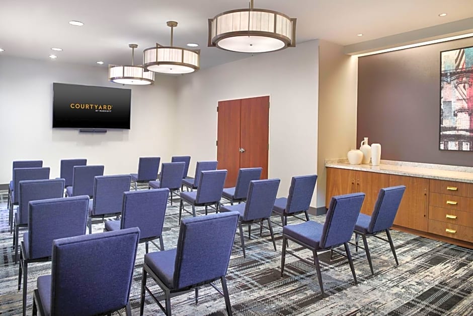 Courtyard by Marriott Washington, DC/Foggy Bottom