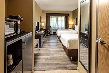 Queen Room with Two Queen Beds