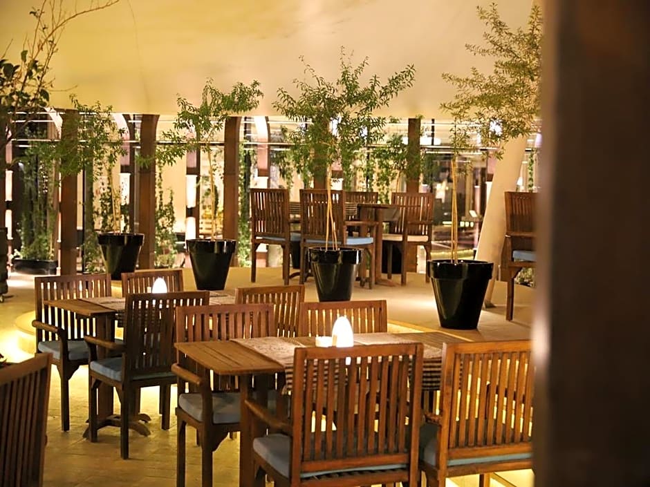 Somewhere Bliss Hotel