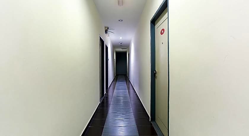 OYO 89332 DE Hotel