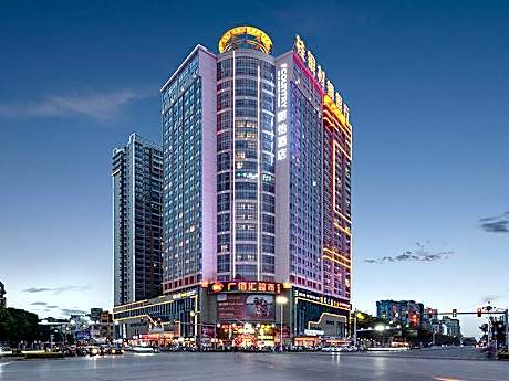 Country Inn & Suites by Radisson Guiping Xishan Scenic Area Dalong City Plaza