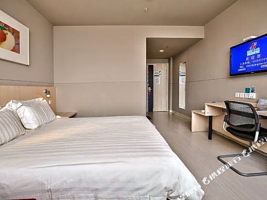 Jinjiang Inn Ningbo Airport Outlets Plaza