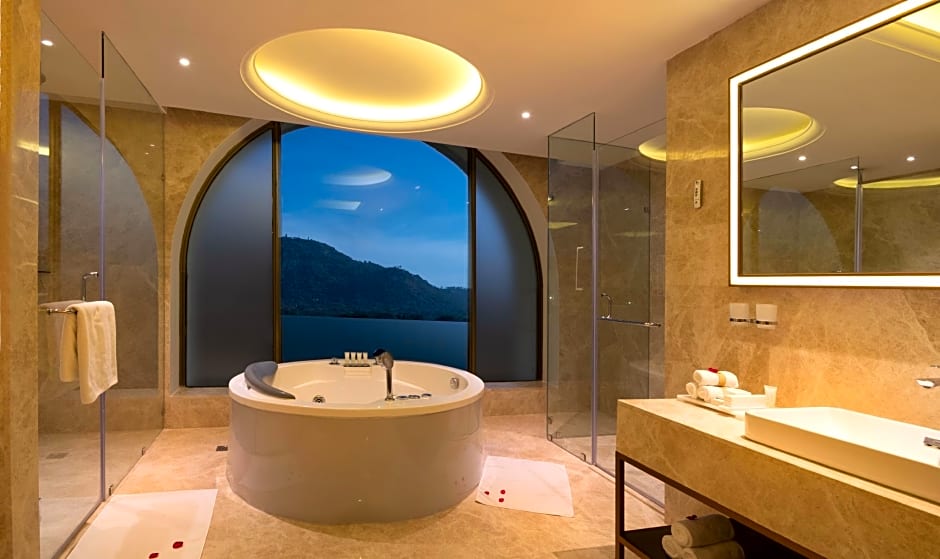 Radisson Blu Plaza Hotel Mysore