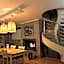 Aurelia Garden Gold B&B