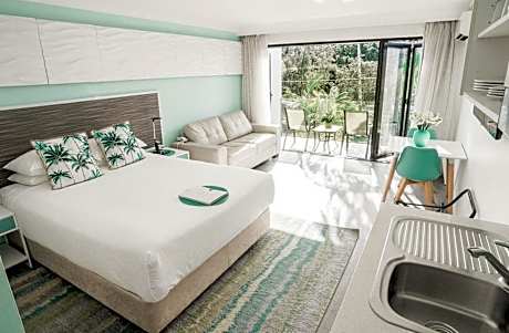 Studio Apartment