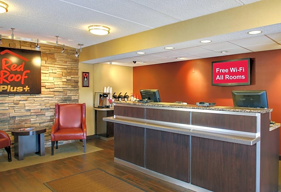 Red Roof Inn PLUS+ Statesville