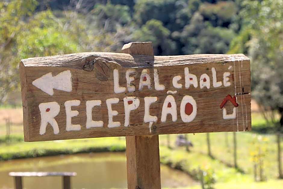 Chalés com Hidromassagem e Lareira em Visconde de Mauá, Prox Pedra Selada, Pousada Leal Chalés