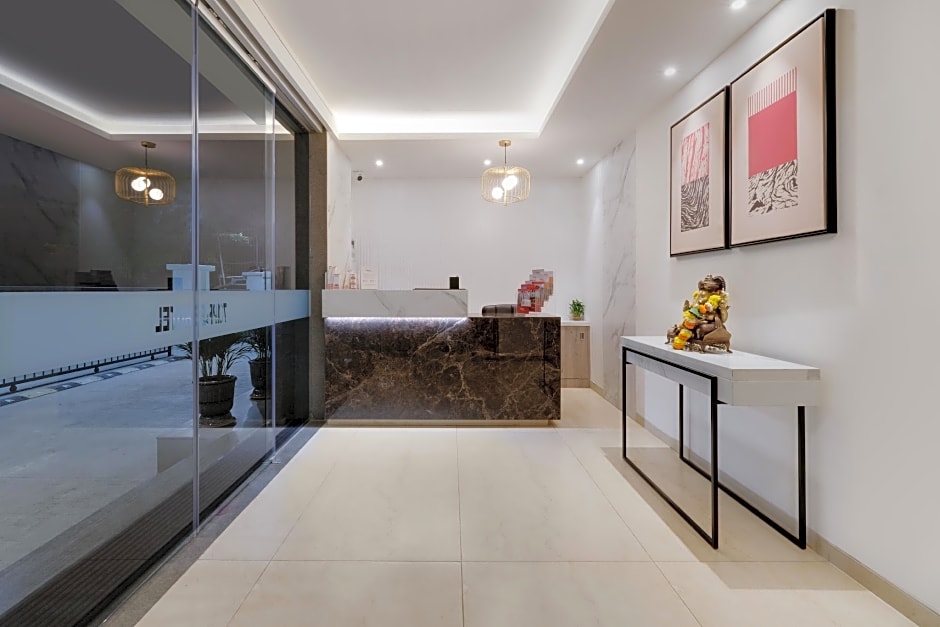 7 Apple Hotel Mahape, Navi Mumbai