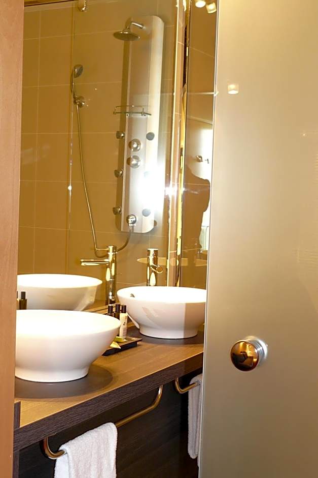Residhome Suites Paris Sénart
