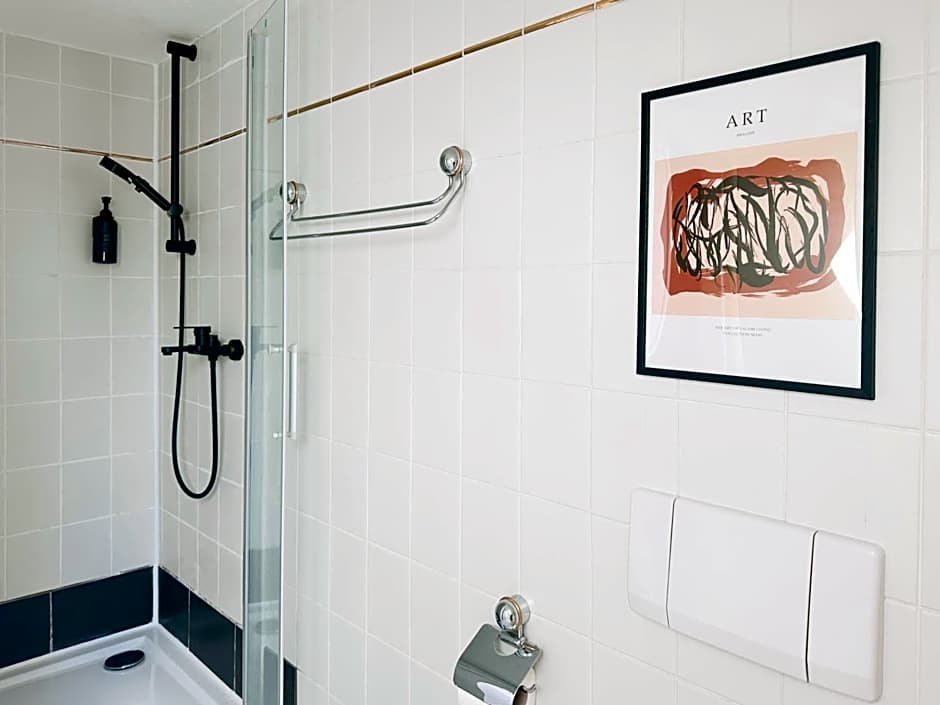 Apartmenthaus am Dom - Zentrum & Ruhige Lage, Perfekt für Business Trip, Auch für Familie, Viel Platz mit Küche