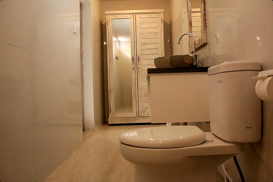 KJ Klumpu Wooden Style Guest House at Canggu