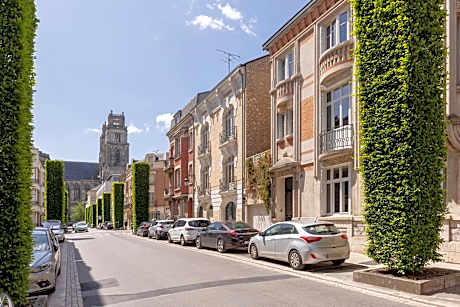 Fernand - 150m de la Cathedrale, plein centre - Encore Mieux