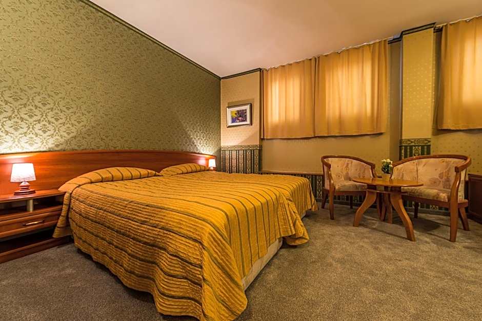 Family Hotel Chiplakoff