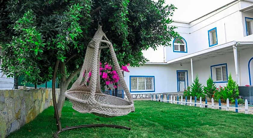 Yaliyani Motel Restaurant