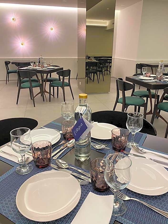 Apulia Praia Hotel