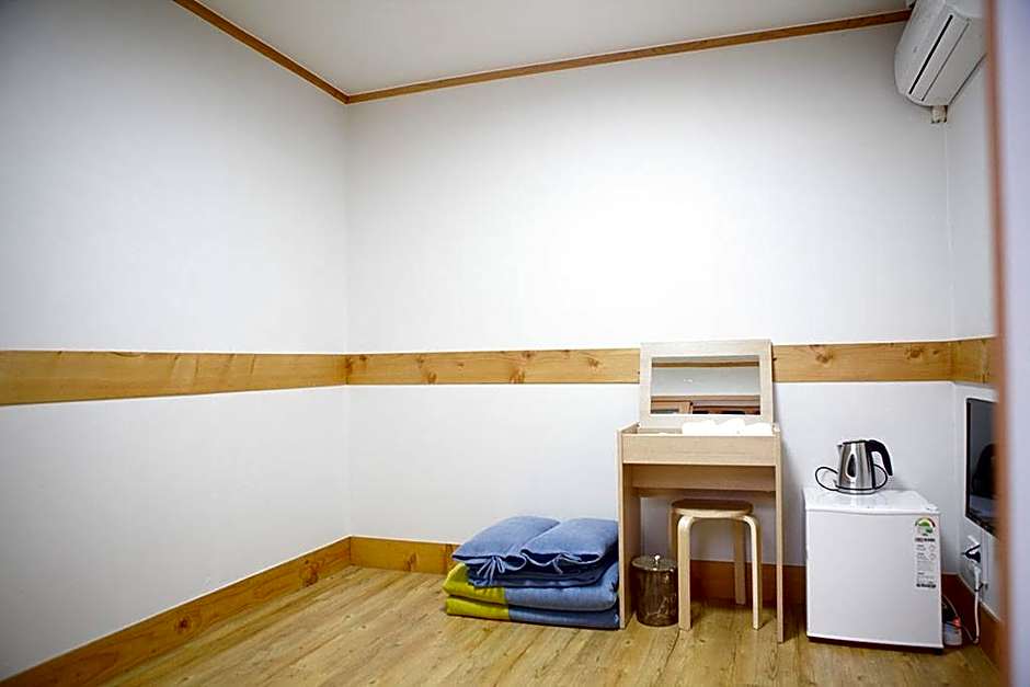 Heungbuga Hanok