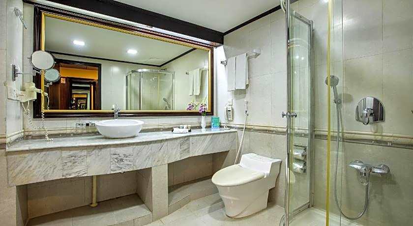 Hotel Sarina