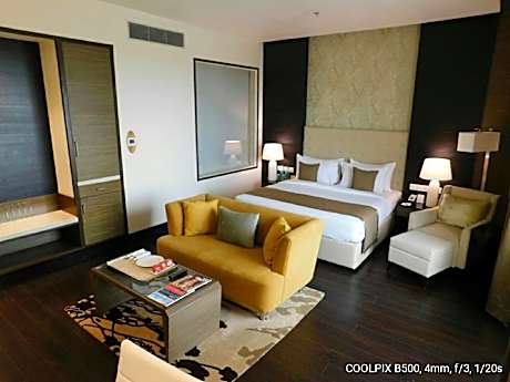 Premium Grande Room