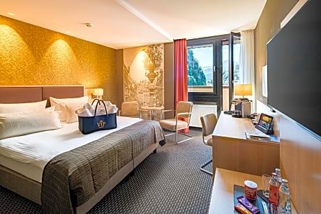 Comfort Double Room with King Bed