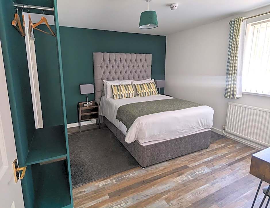 The Lodge by Cefn Tilla