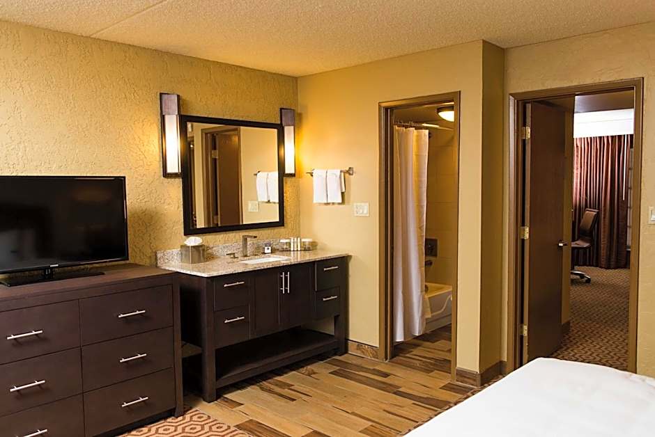 DoubleTree Suites By Hilton Tucson - Williams Center