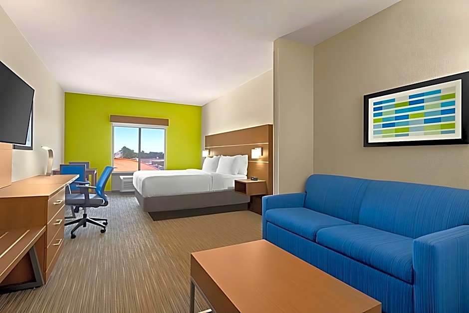 Holiday Inn Express Hotel and Suites Akron South-Airport Area By IHG