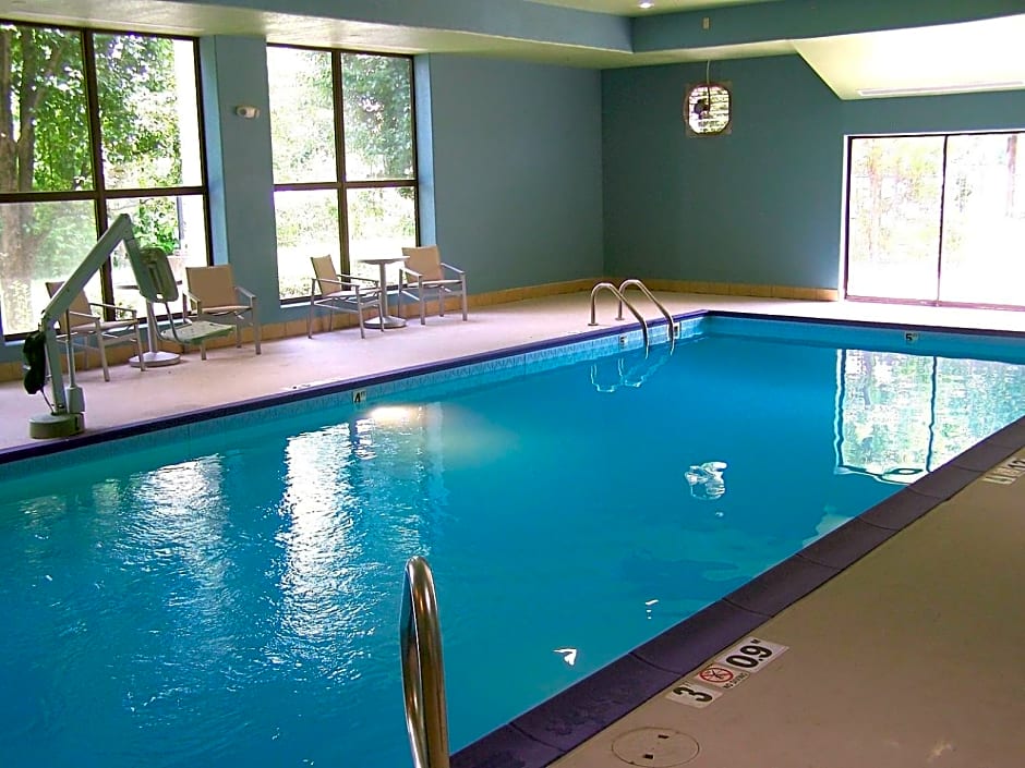 Holiday Inn Express - New Albany