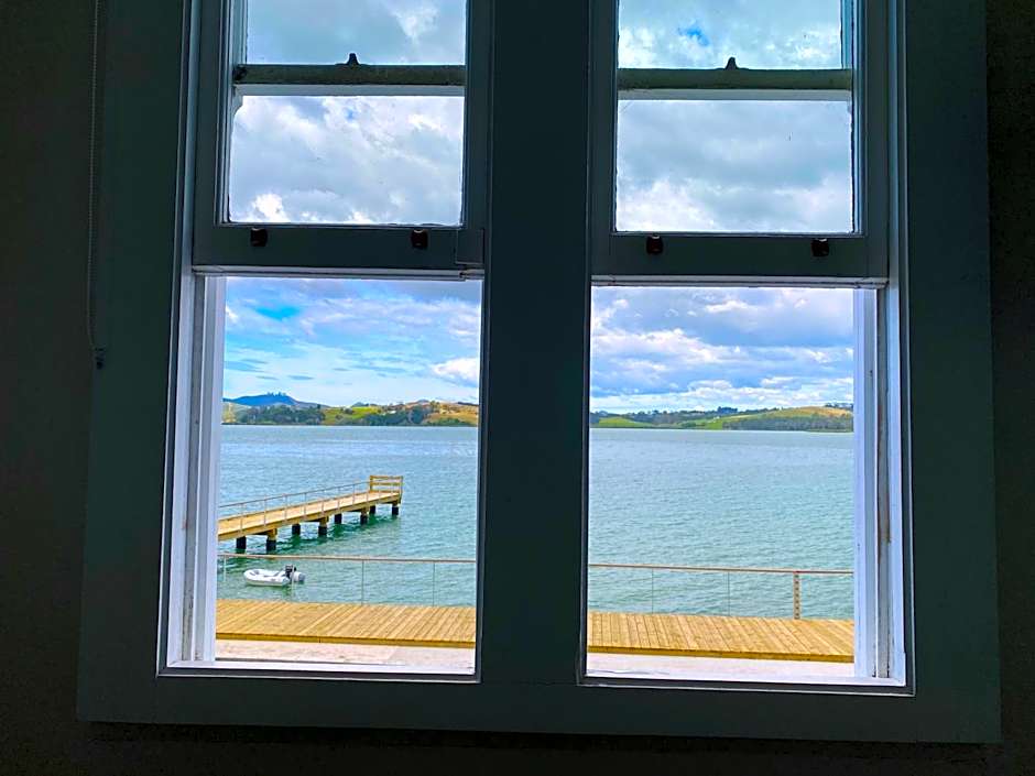 Mangonui Waterfront Apartments