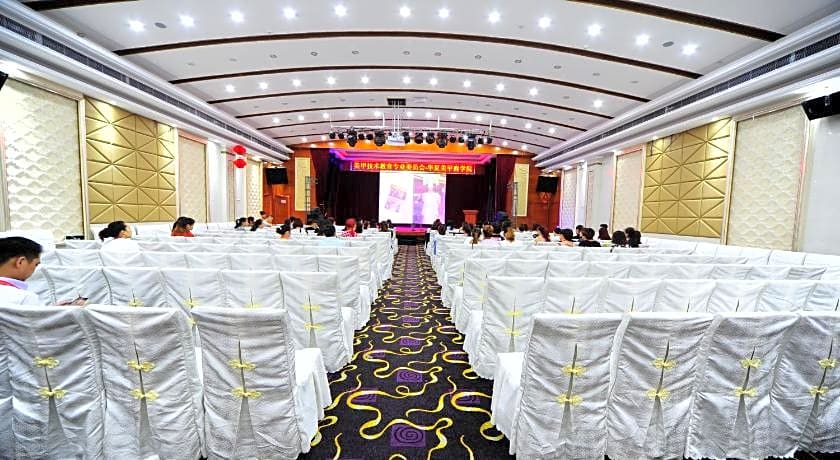 Junshan Hotel