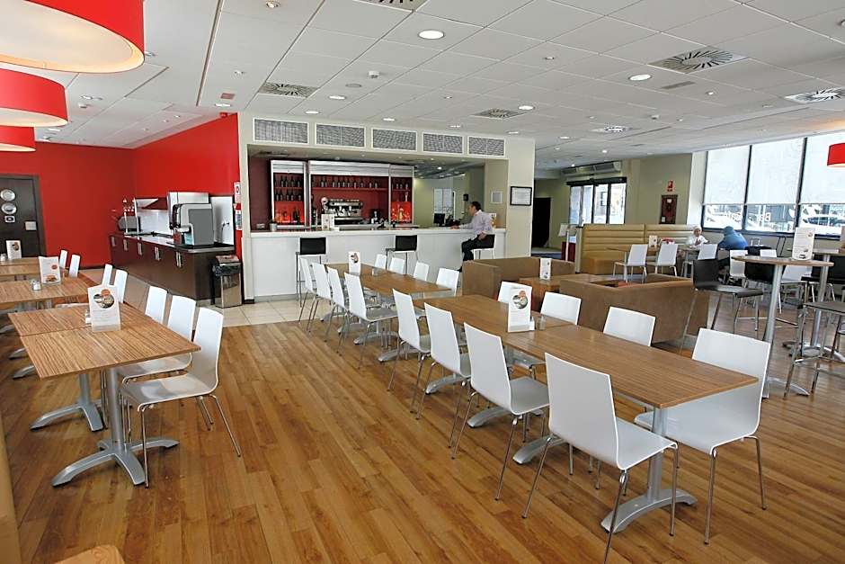 Travelodge Valencia Aeropuerto