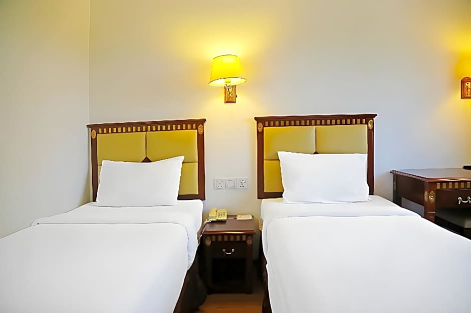 Borneo Suites Hotel