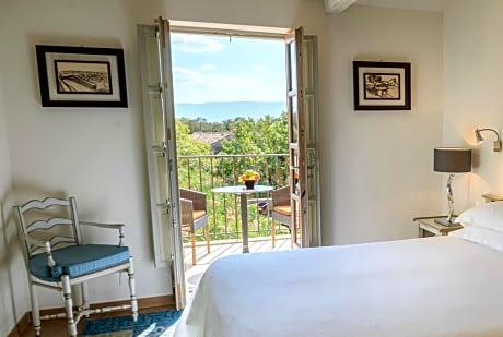 Superior Double Room with Balcony