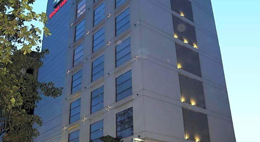 Best Western Plus Maple Leaf