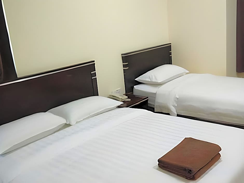 Hotel Tourist City Centre by HotSpot Essential