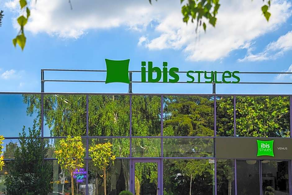 ibis Styles Venus