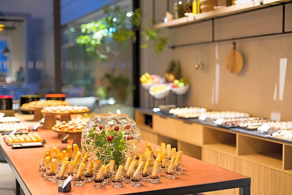 Hotel Indigo Larnaca By IHG- Adults Only