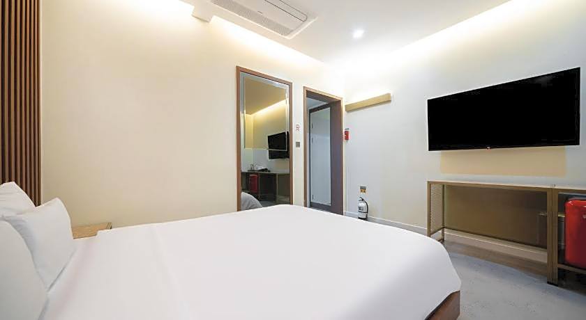 Hound Hotel Suncheon station