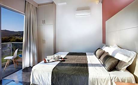 Villa With Sharing Pool