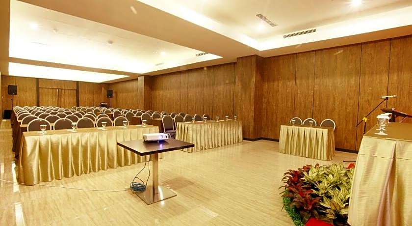 Grand Karlita Hotel Purwokerto