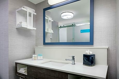 Hampton Inn And Suites Tampa Ybor City Downtown Tampa Tampa