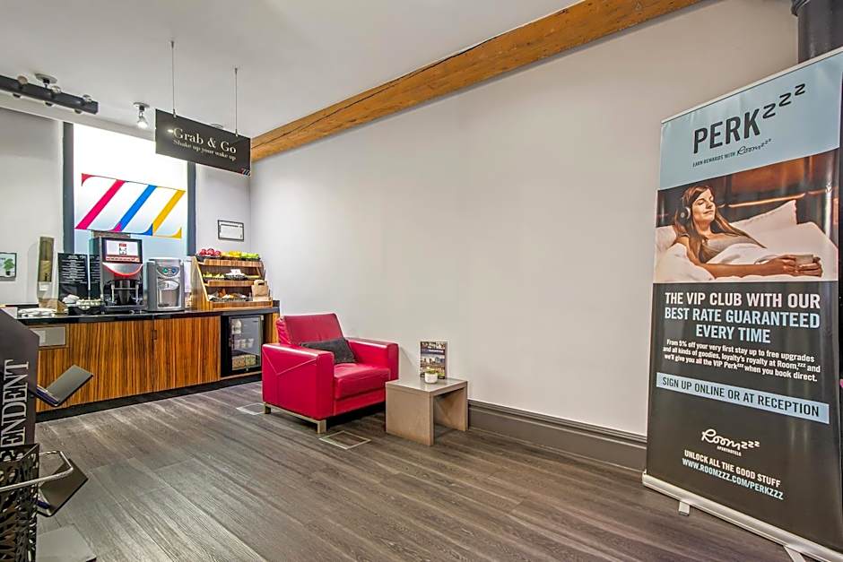 Roomzzz Manchester City