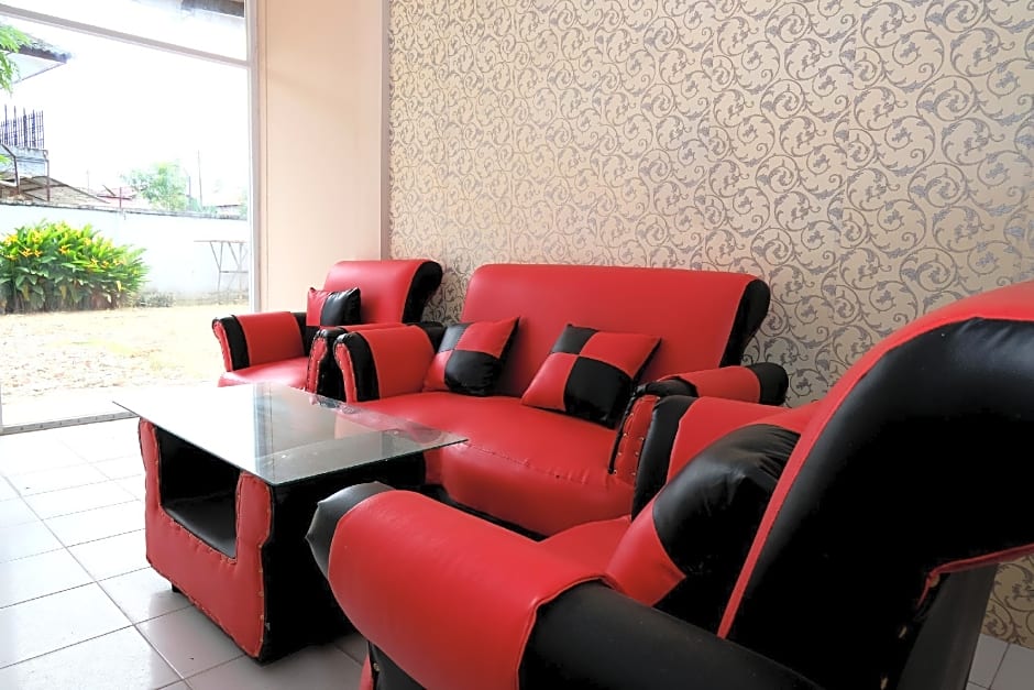 OYO 950 Steze Kost Syariah