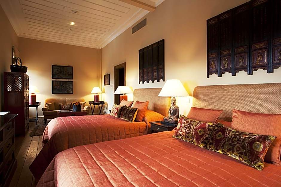 Photo 1 of 6 of Deluxe 1 King Bed