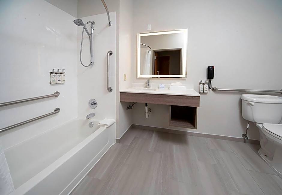 Holiday Inn Express Suites Little Rock West By IHG