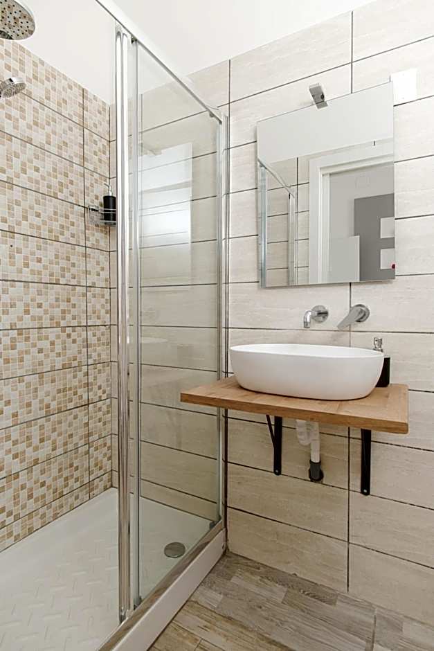 Naples Gateway Rooms