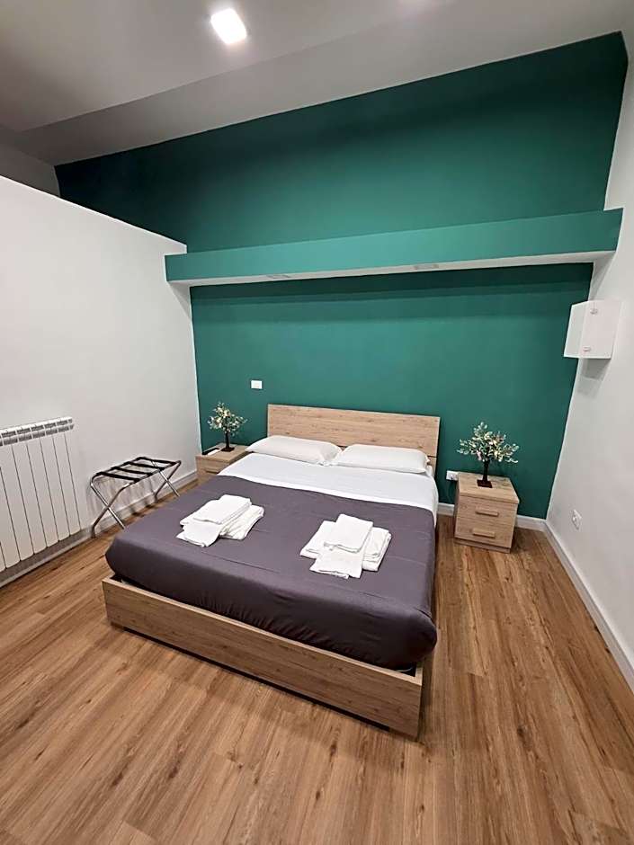 Vanzi Rooms