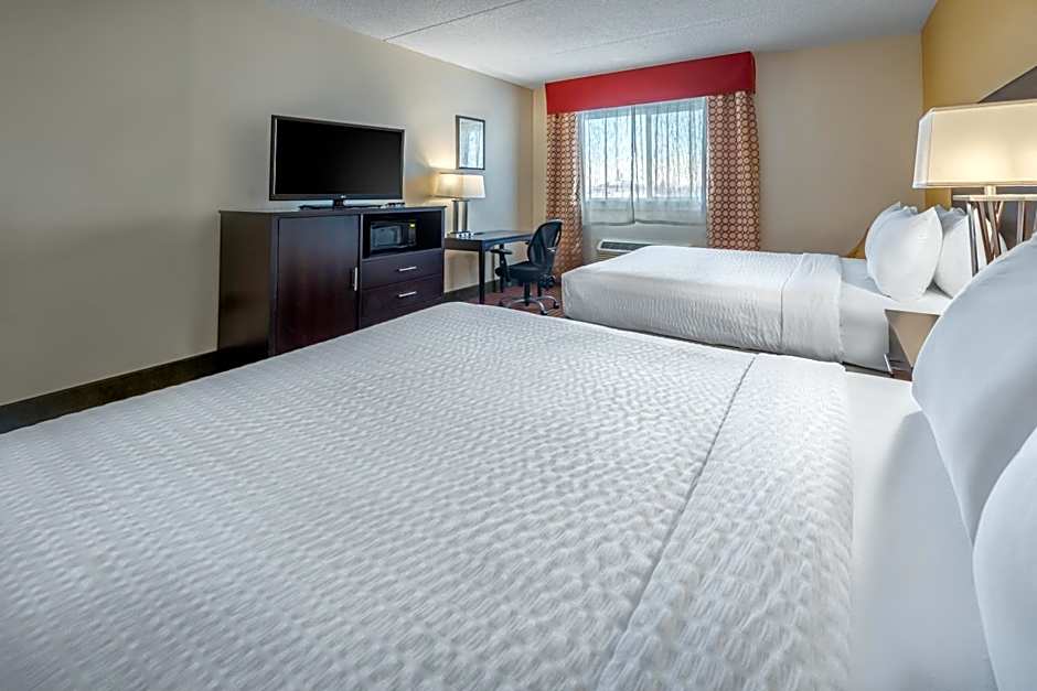 Grand Williston Hotel And Conference Center
