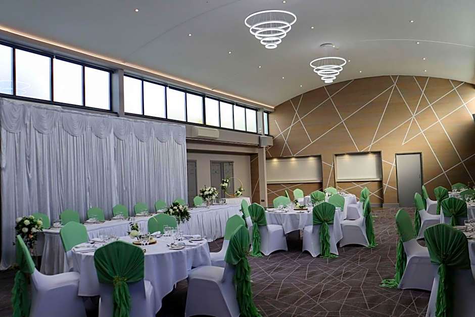 Best Western Premier Heronston Hotel & Spa
